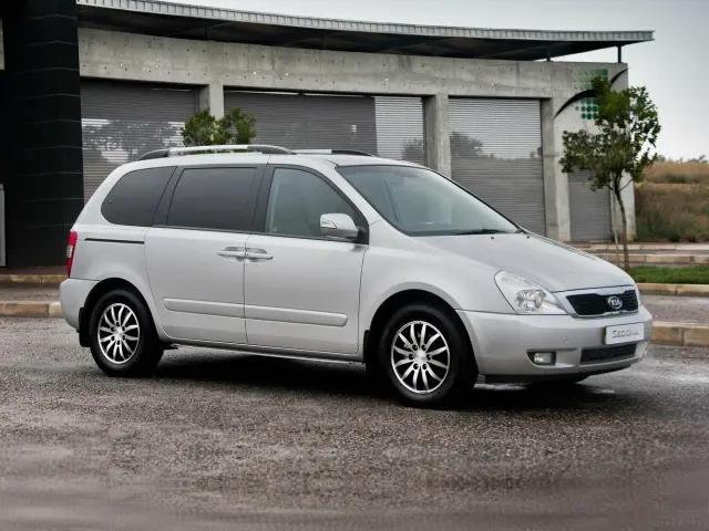 Kia Sedona II Рестайлинг