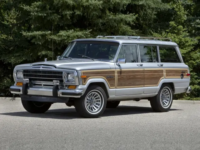 Jeep Wagoneer