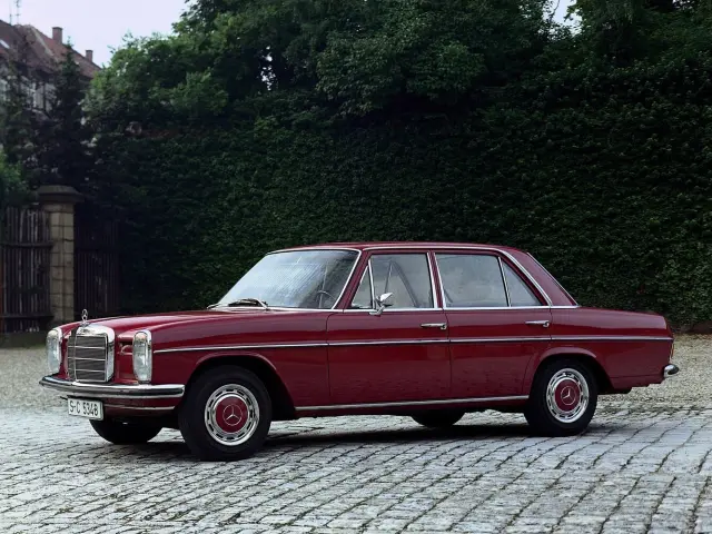 Mercedes-Benz W115