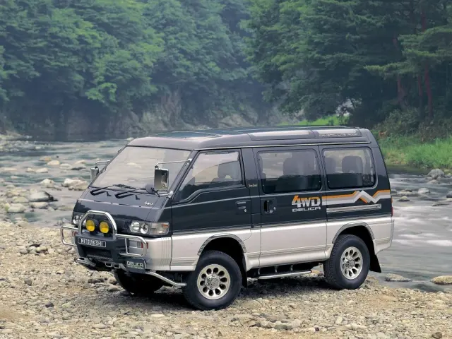 Mitsubishi Delica III