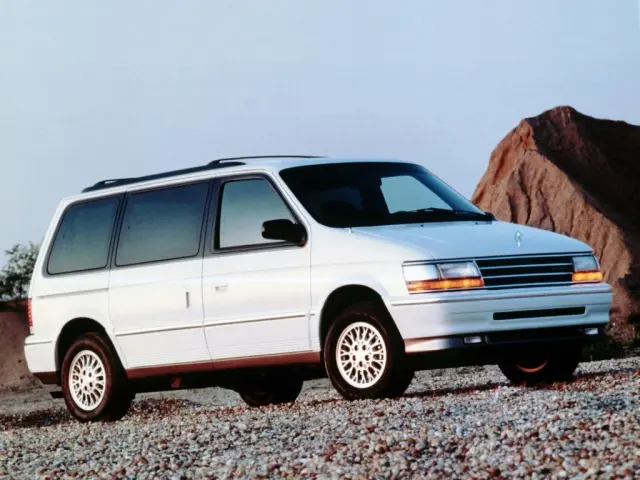 Plymouth Voyager II