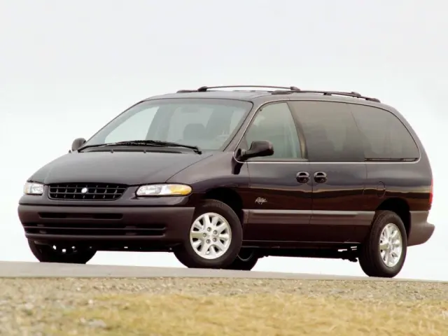 Plymouth Voyager III