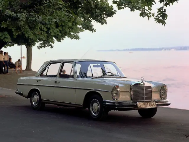 Mercedes-Benz W108