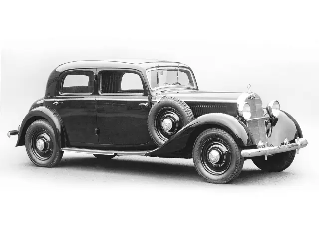 Mercedes-Benz W138
