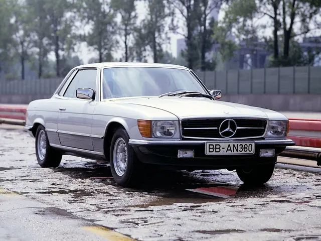 Mercedes-Benz SLC C107