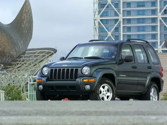 Jeep Cherokee III (KJ)