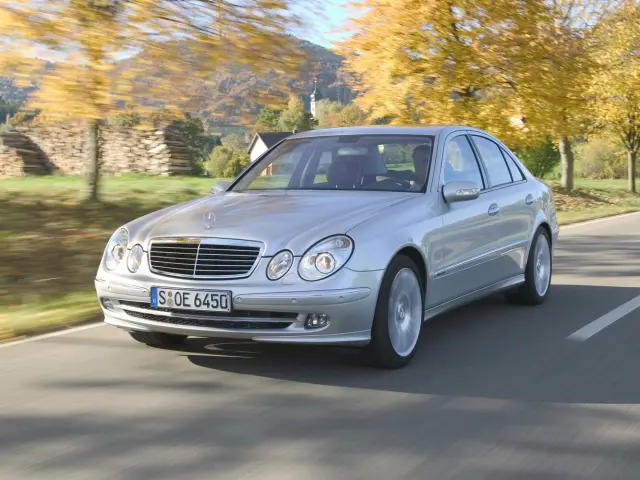 Mercedes-Benz E-Класс III (W211, S211)